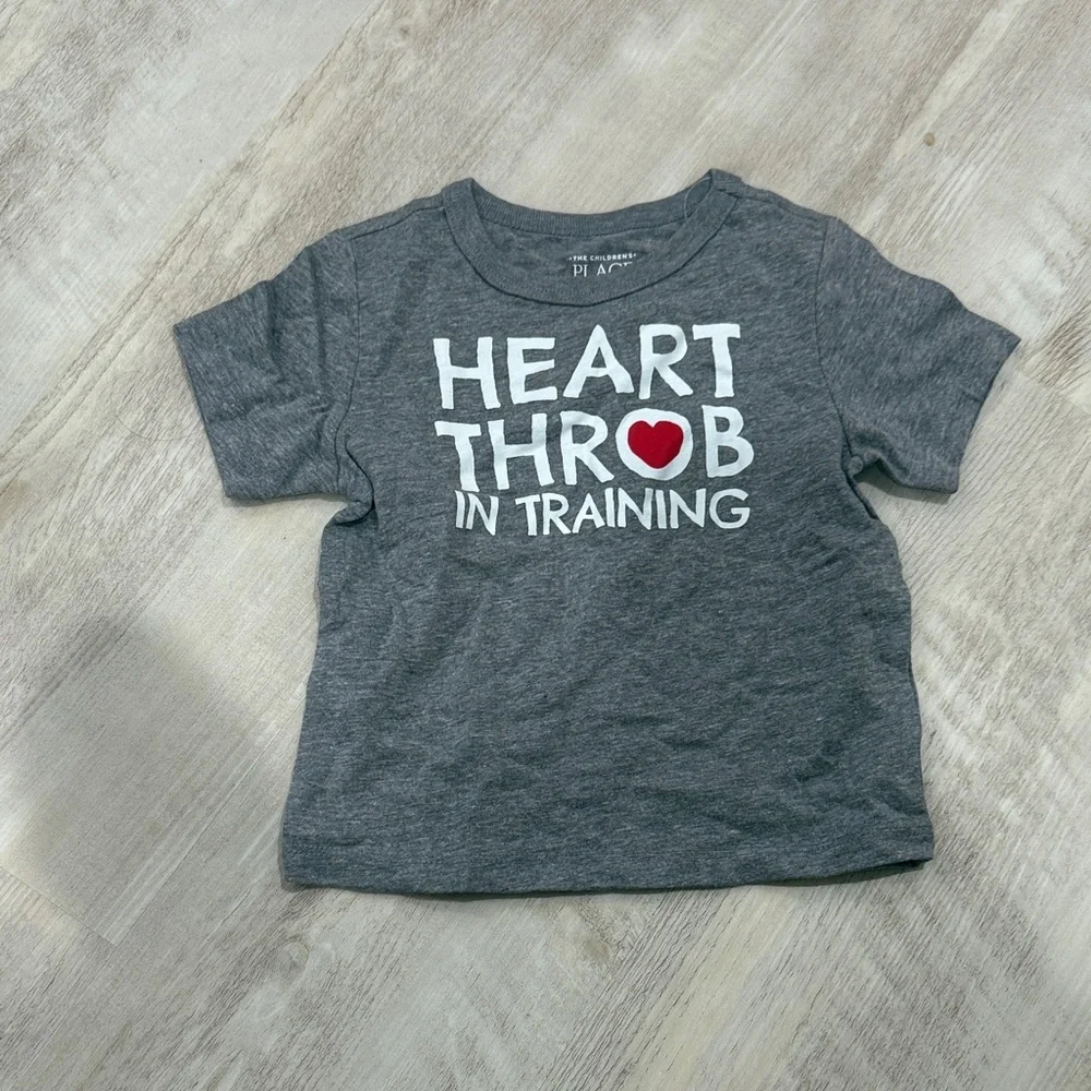 The Children's Place Gray T-Shirt - Heart Throb in Training